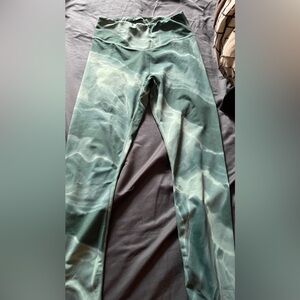 Buffbunny sized medium leggings